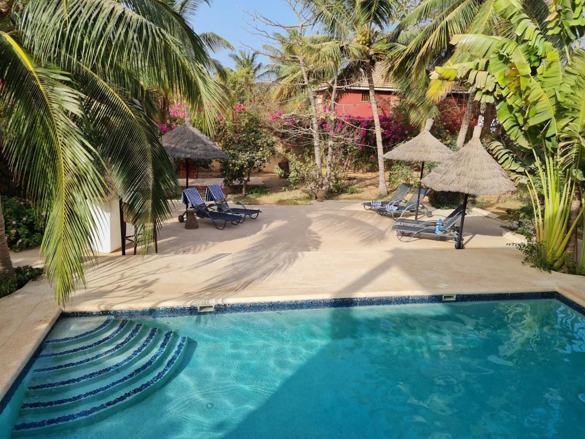 Le Souimanga Bleu Saly Bed and Breakfast Eksteriør billede